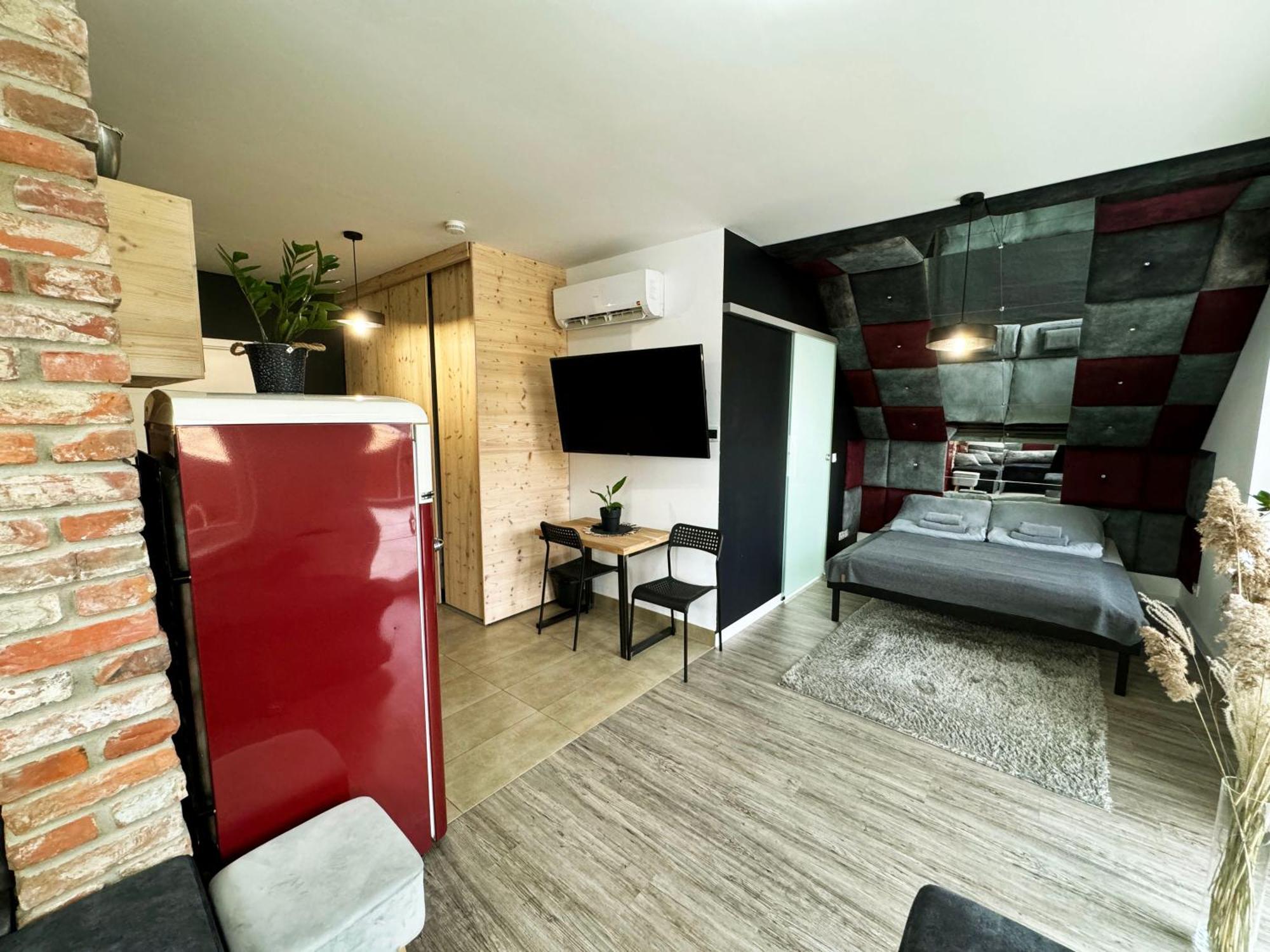 Pokoje Pod Palacem Koszecin Εξωτερικό φωτογραφία